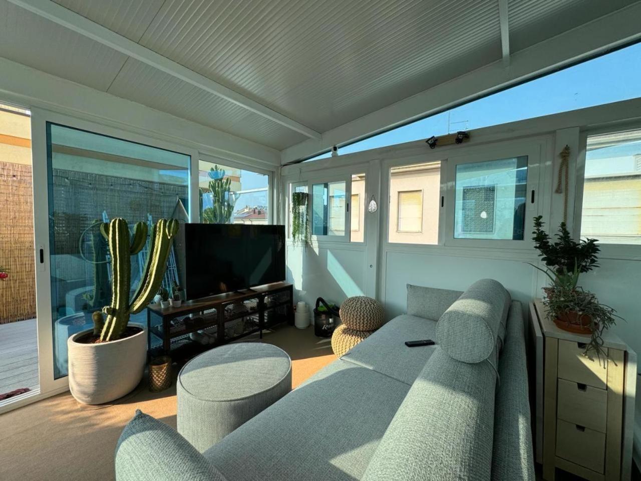 Rooftop-Marinacentro-Unique-Beach-Fun-Smart-Loveapt-Train-Park Rimini Exterior photo